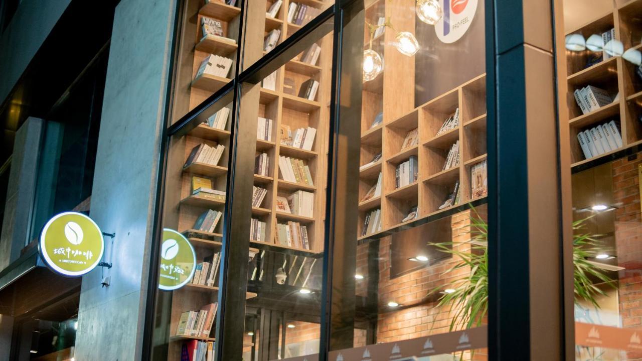 Hotel East Taichung Exterior foto