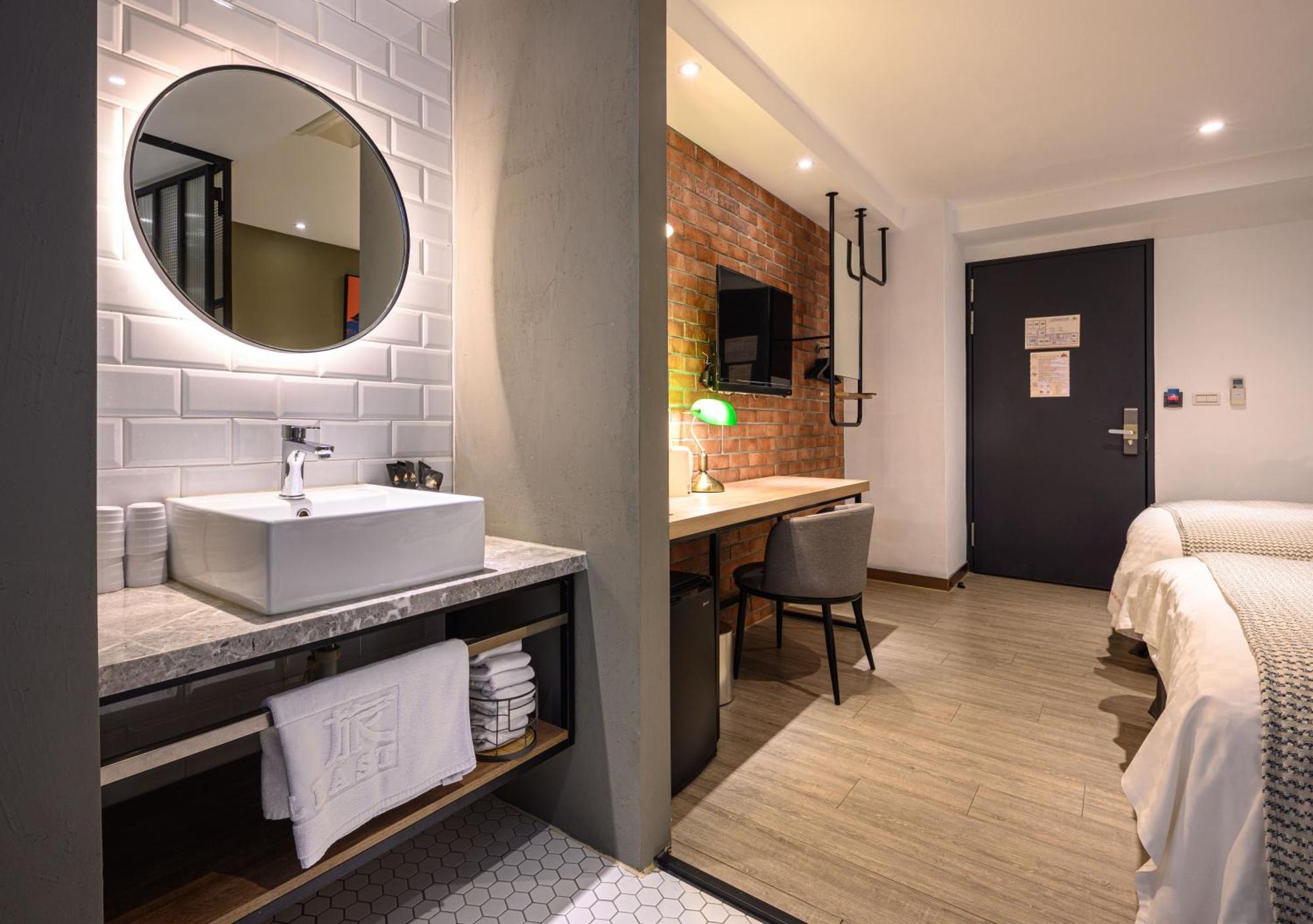 Hotel East Taichung Exterior foto