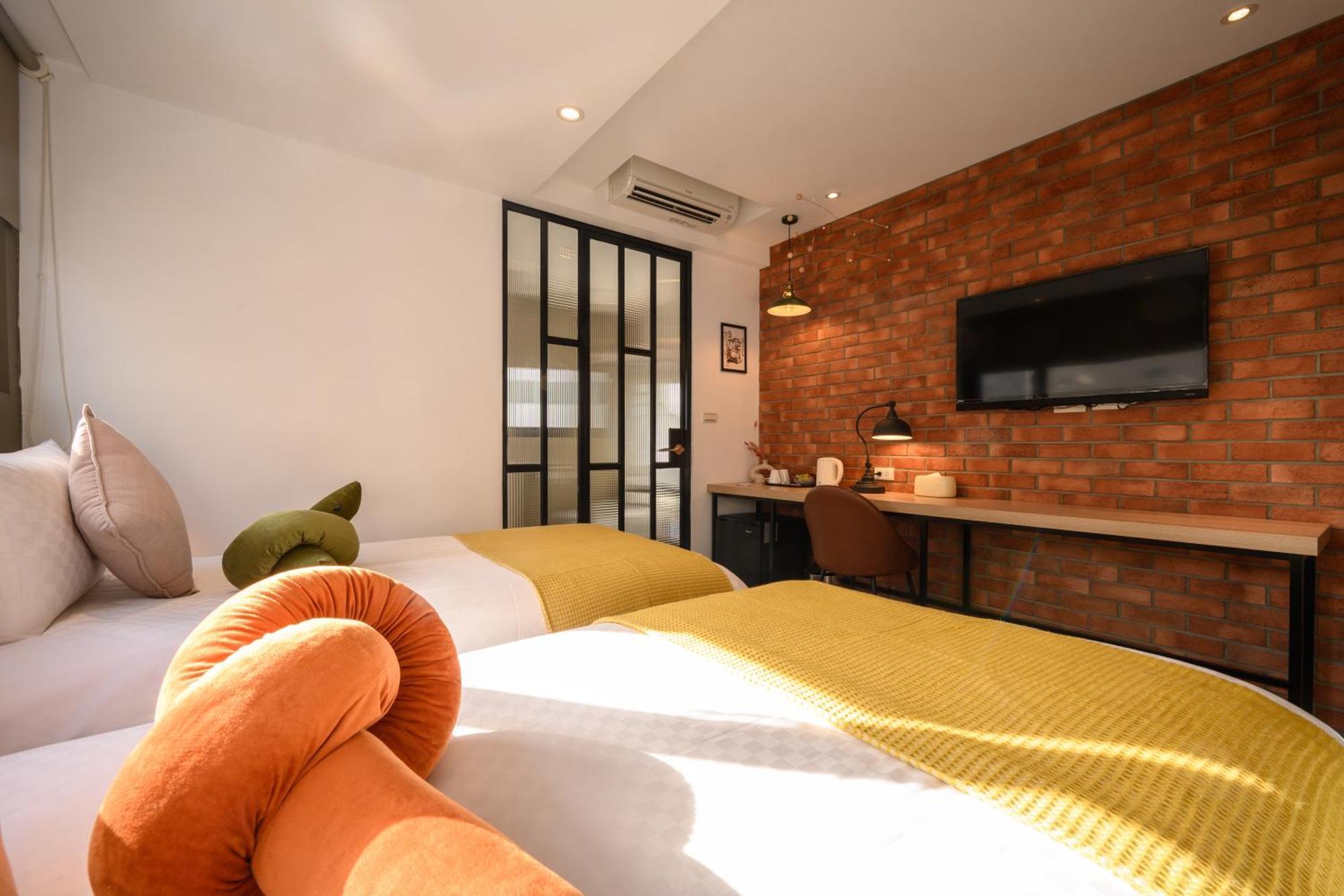 Hotel East Taichung Exterior foto